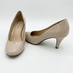 Women’s Call It Spring Nude Neutral Patent Round-Toe Mid Heels GUC Size 7.5